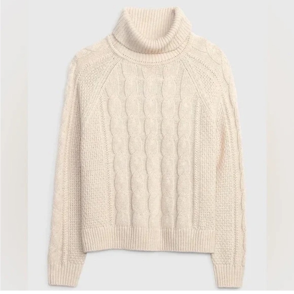GAP Women's Ivory Cable Knit Turtleneck Sweater